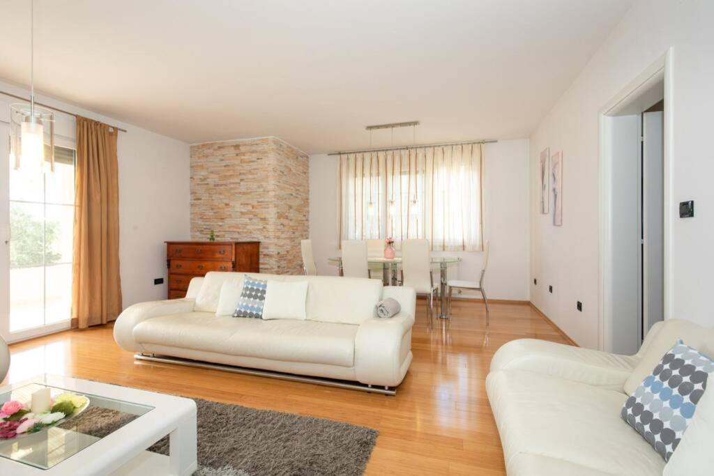 Apartment Natali Punat- Free Parking On Premises Екстериор снимка