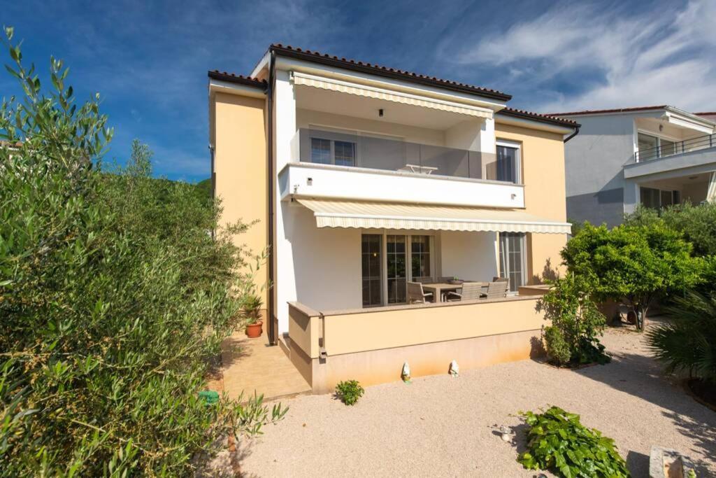 Apartment Natali Punat- Free Parking On Premises Екстериор снимка